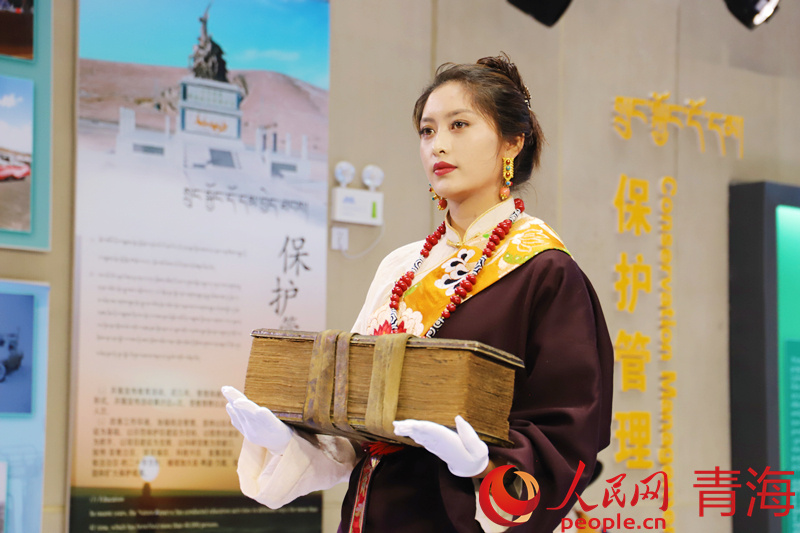 藏品展示。人民網 楊啟紅攝