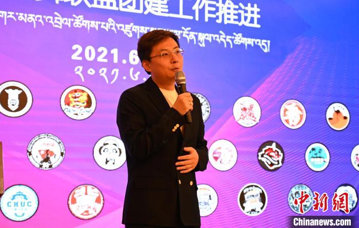 圖為中國舞蹈家協會街舞委員會常務副主任、秘書長夏銳致辭。　趙朗 攝