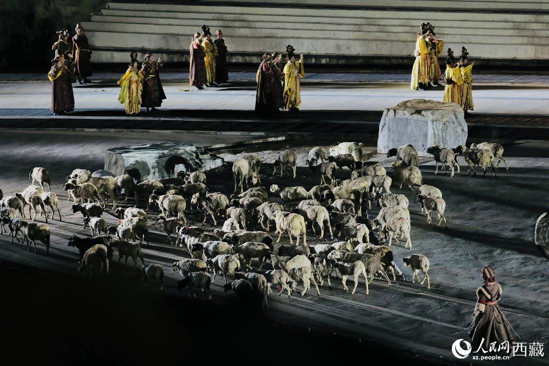 試演現場。人民網次仁羅布攝